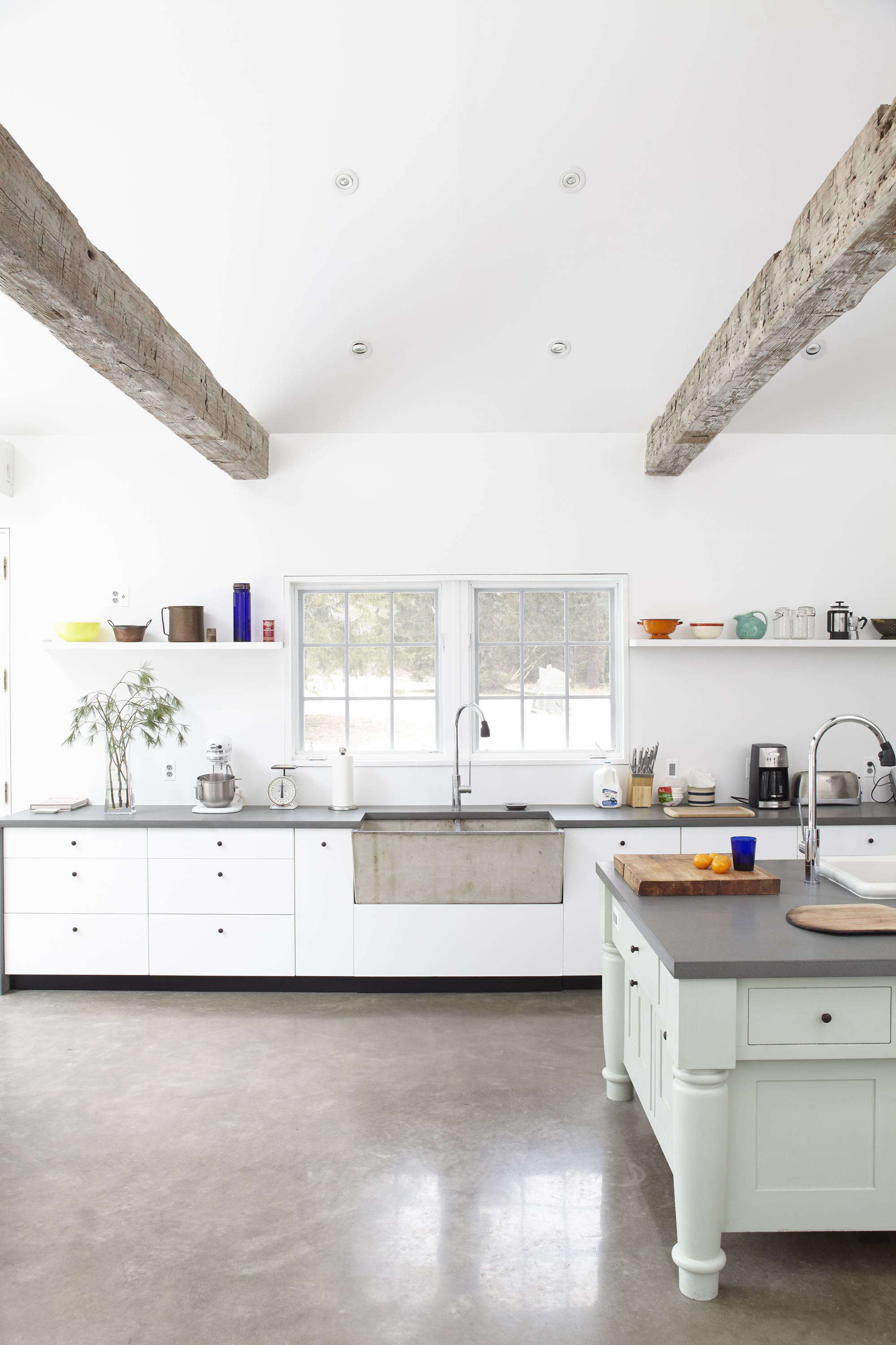 Steal This Look The Ultimate Farmhouse Kitchen Remodelista Ultimate Farmhouse Kitchen