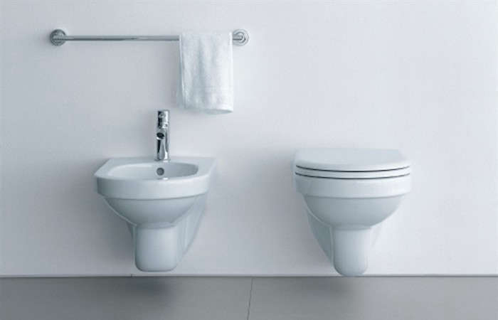 10 Easy Pieces Wall Mounted Toilets Remodelista Above A Modern Classic From The Extensive Line Of Duravit Wall Hung Toilets Happy D Mounted Toilet Shown Paired With Sink