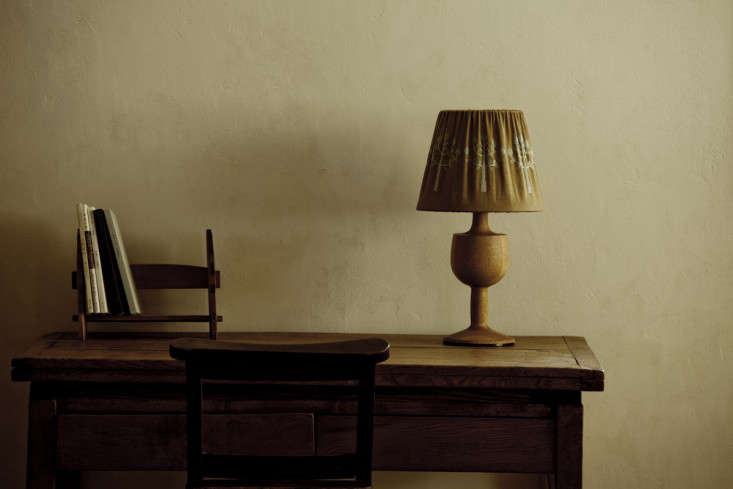 A Anese Lighting Company Embraces The Dark Side Remodelista A Anese Lighting Company Embraces