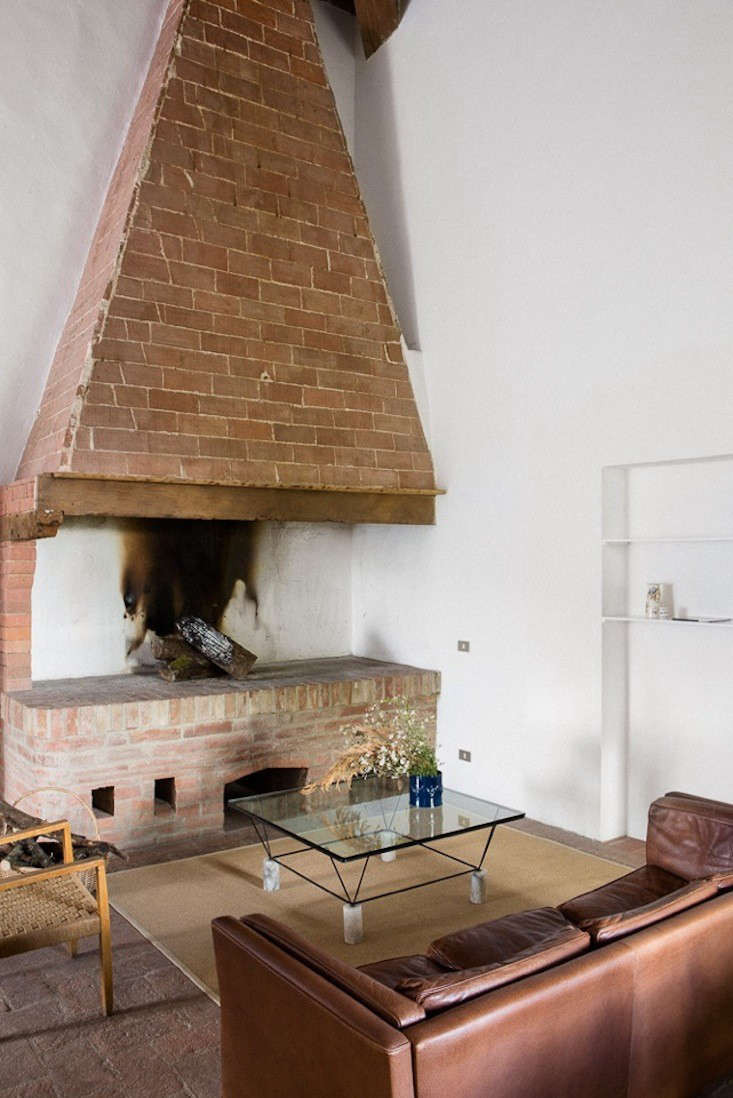 Ceppo is the (far more romantic) Italian term for what we call a yule log. (It can also refer to a triangular display featuring a nativity scene, tiny gifts, and more.) All the more reason to keep a festive fire going through the season. Photograph from Villa Lena: A New Creative Hub (and Hotel) in Tuscany.