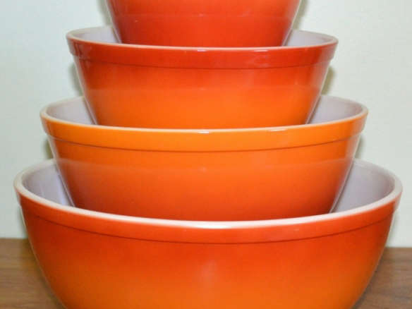 Vintage Pyrex Flameglow Mixing Bowl Set Vintage Pyrex Flameglow Mixing Bowl Set