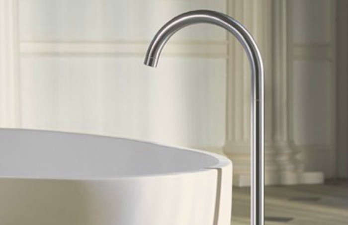 10 Easy Pieces: Freestanding Bathtub Fillers - Remodelista 10 Easy Pieces: Freestanding Bathtub Fillers - Remodelista