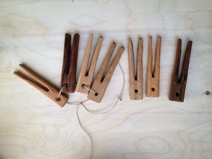 5 Favorites Classic Made In The Usa Wooden Clothespins Remodelista