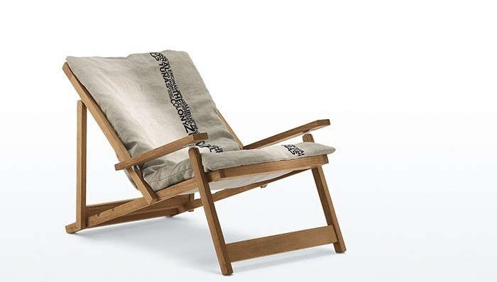 5 Favorites The Best Folding Canvas Deck Chairs Remodelista Above Fashion Designer James S Teak Malbu Sling Chair Has A Linen Cover Contact Directly For Pricing