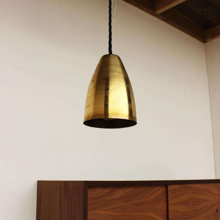 10 Glamorous Pendant Lights For Under 200 Remodelista Noticed Lately A Welcome Trend Toward Well Priced Lighting Fixtures Here Are 10 Glamorous Pendant Lights We D Gladly Use If Ve Missed Something Good