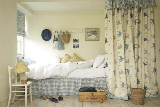 Vanessa Arbuthnott Fabrics