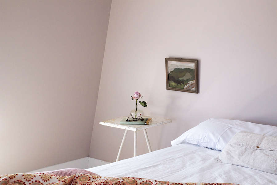 Cape Cod Summer Bedrooms Refreshed With Farrow Ball Paint Cape Cod Summer Bedrooms Refreshed With Farrow Ball Paint Remodelista