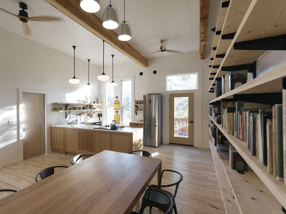 Labor Of Love The Jennings Hotel In Joseph Oregon Remodelista Jennings Hotel Oregon Remodelista 14