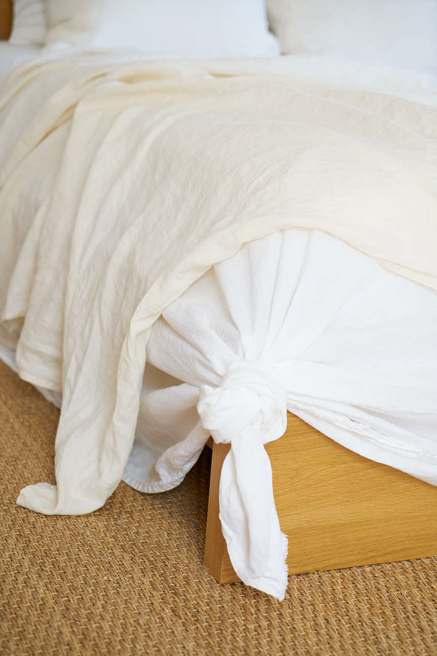 A Bed For All Seasons From Eileen Fisher Home Remodelista