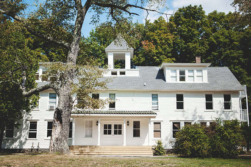 The inn was built in the early 1900s as a hotel and boardinghouse.