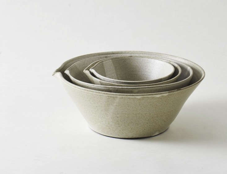Eric Bonnin Ceramics Kam Stacking Mixing Bowls in Oatmeal Eric Bonnin Ceramics Kam Stacking Mixing Bowls in Oatmeal