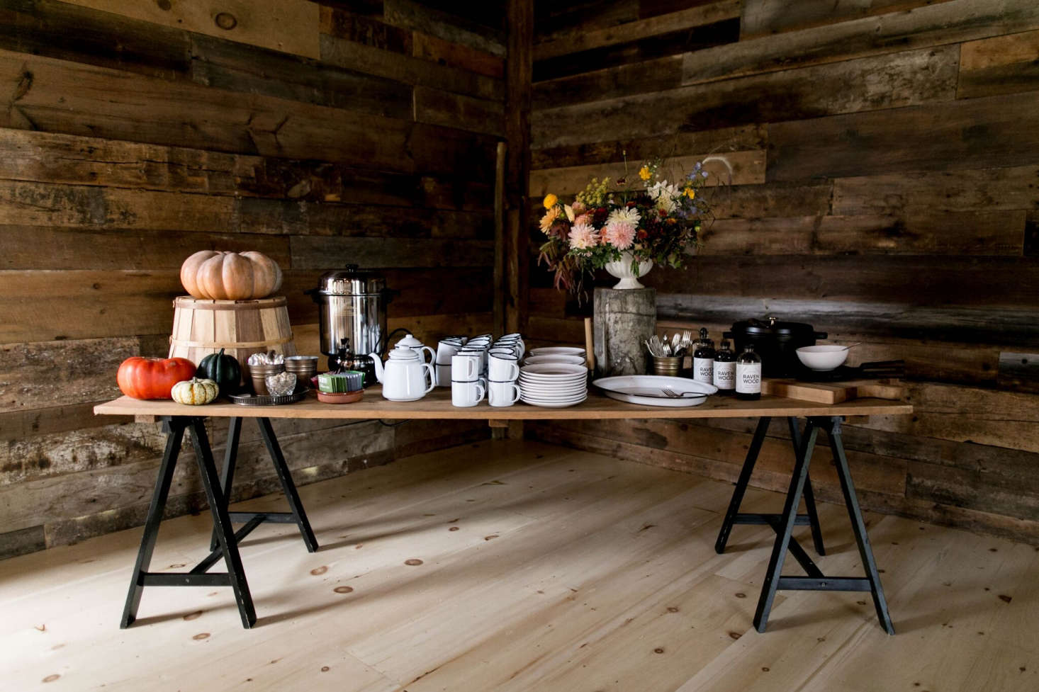 Small E Diy 7 Sawhorse Dining Tables For Impromptu Gatherings Small E Diy 7 Sawhorse Dining
