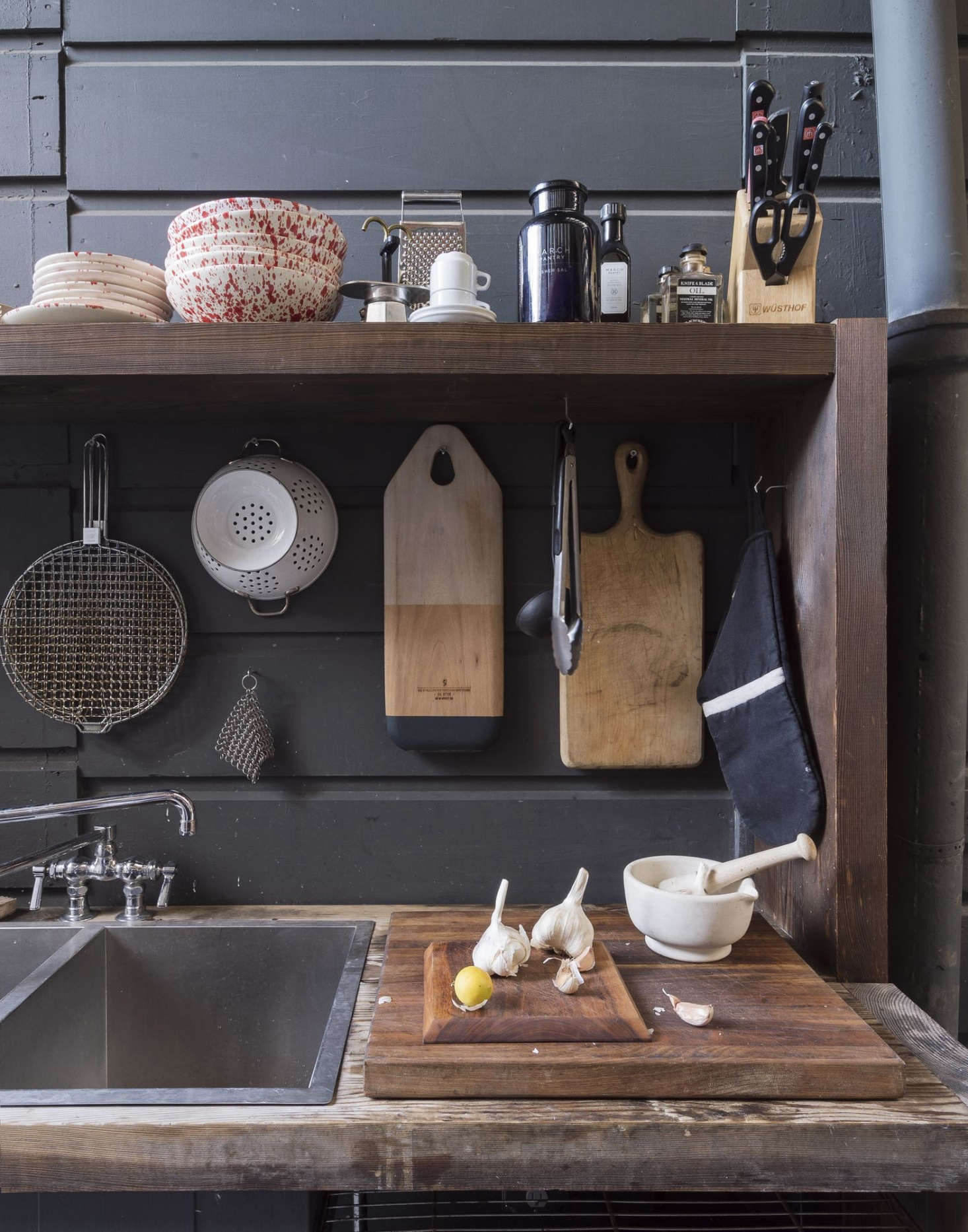 Beyond The Barbecue 15 Streamlined Kitchens For Outdoor