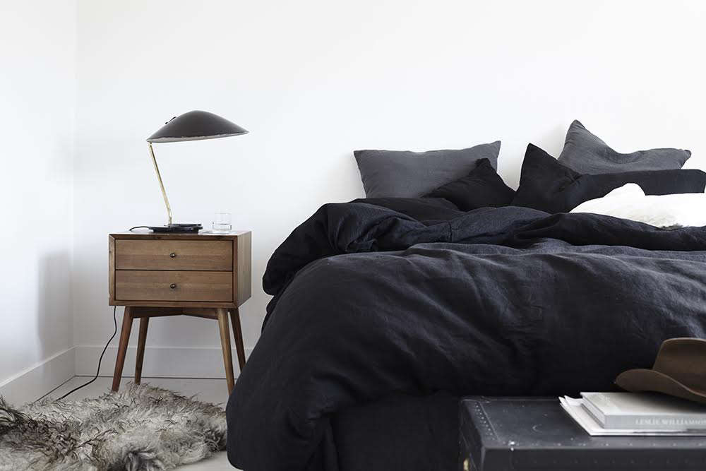 7 Tips For Creating A Low Key Romantic Bedroom With Tricia Rose Of Rough Linen Black Bed