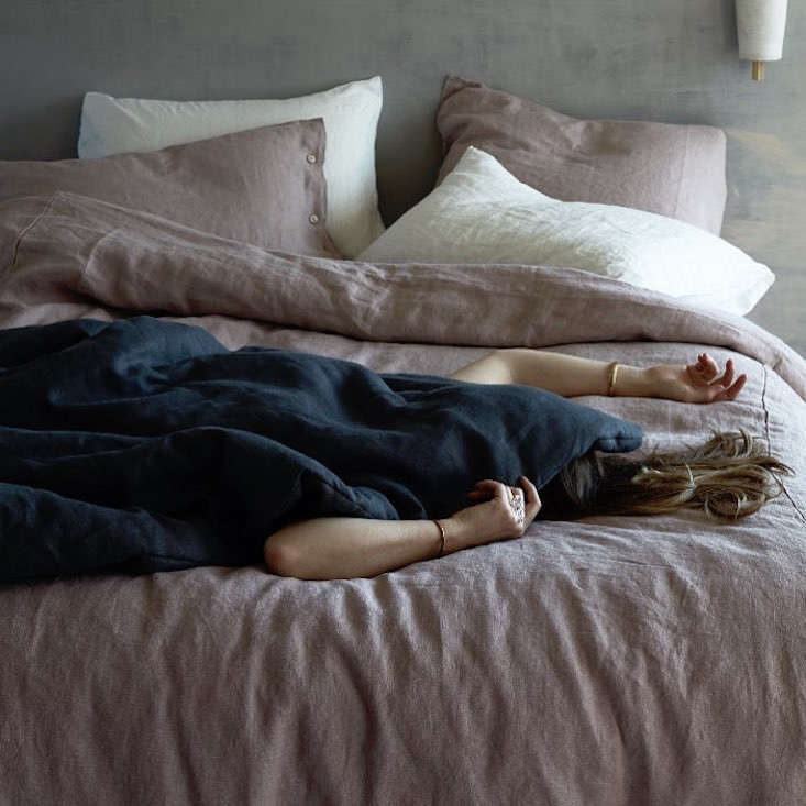 7 Tips For Creating A Low Key Romantic Bedroom With Tricia