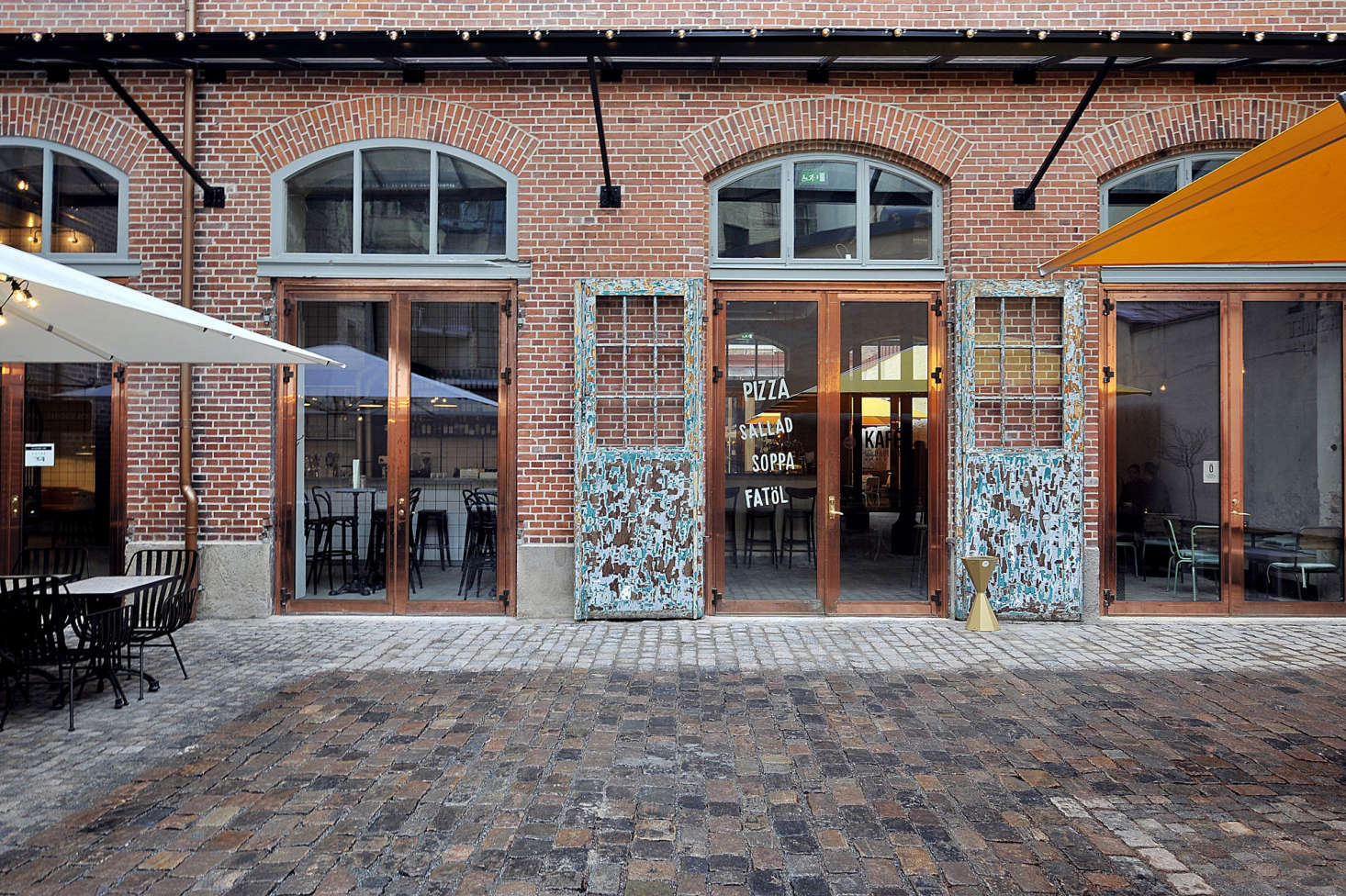 Single cafe linden