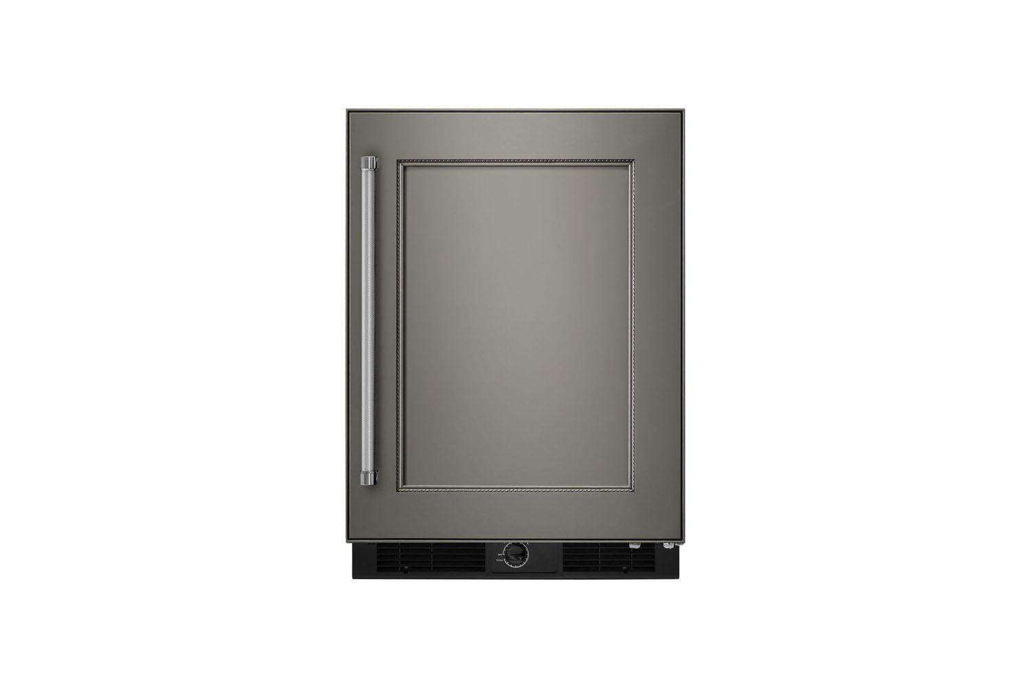 Kitchen of the Week A Compact, Nautical Entertaining Kitchen on Cape