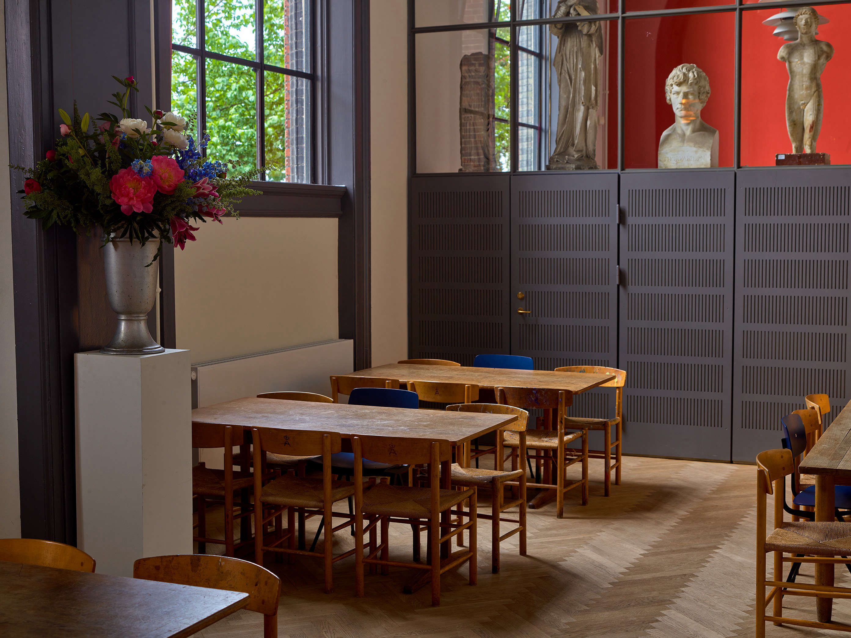 Reinventing the Museum Café: Apollo Bar & Kantine in Copenhagen ...