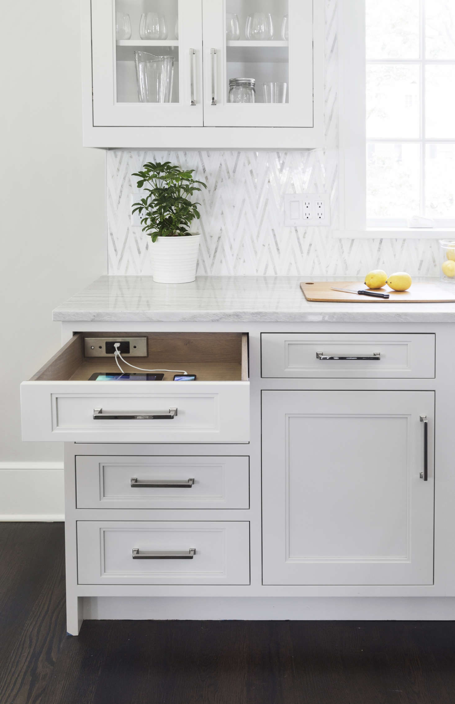 Docking Drawer