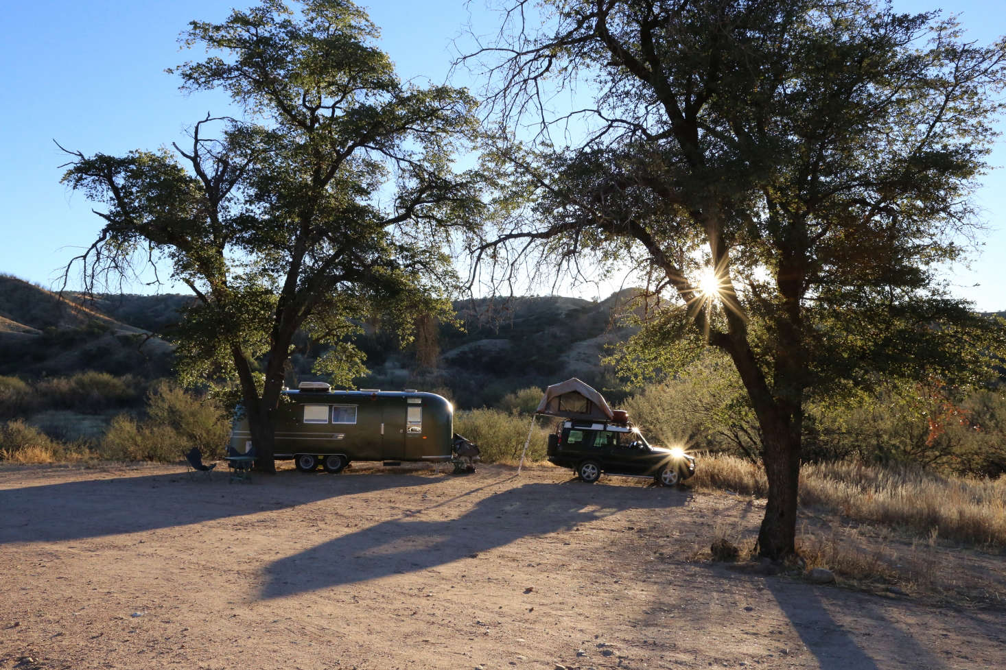 Thanks to the Land Rover’s flat roof, the Front Runner Roof-Top Tent serves as a lofty extra bedroom.