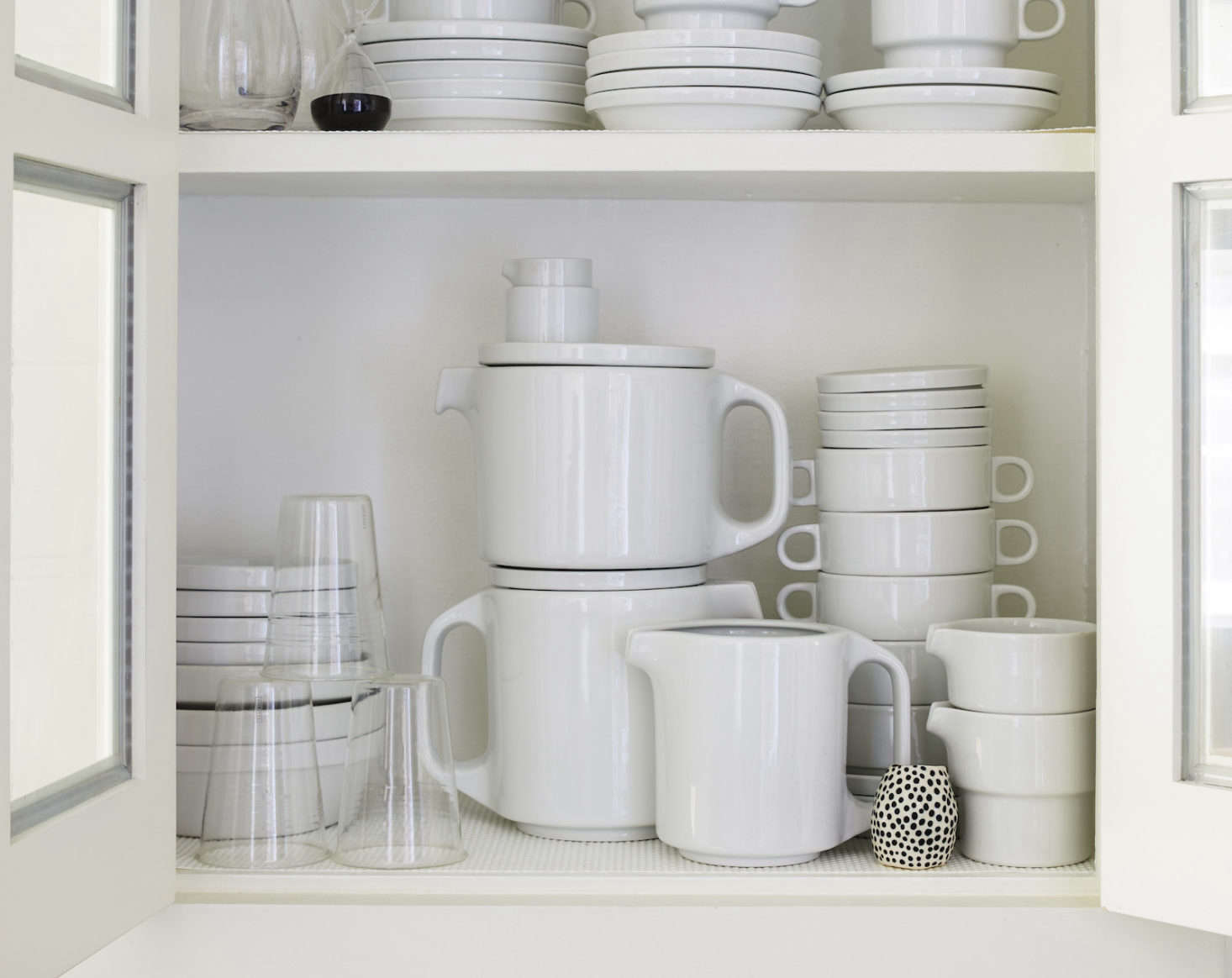 Axe is an avid collector of stackable TC100 tableware by Hans Roericht and has amassed quite the collection over the years. The design is part of the Museum of Modern Art’s permanent collection.