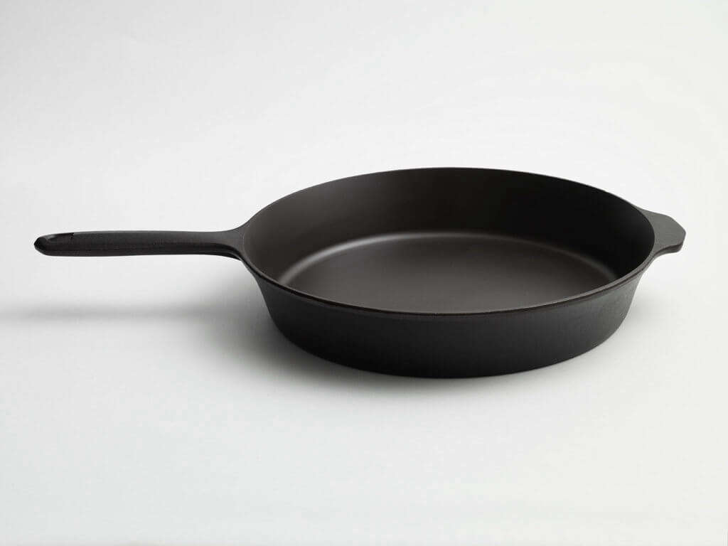 This past year it seemed a new tabletop/kitchen tools disrupter popped up every week, offering direct-to-consumer goods (see 10 New Kitchen and Tabletop Disrupters). Shown above: the No. 8 Skillet from Field Company, which was founded by two brothers who aim to re-create the century-old cast iron pans that had been passed down through their family.