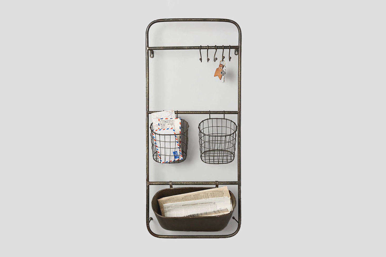 And, a well-thought-out entryway can change your life. (No, that’s not an overstatement.) See our editors’ picks for one-stop-shop entryway stations in 10 Easy Pieces: All-in-One Entryway Stations.