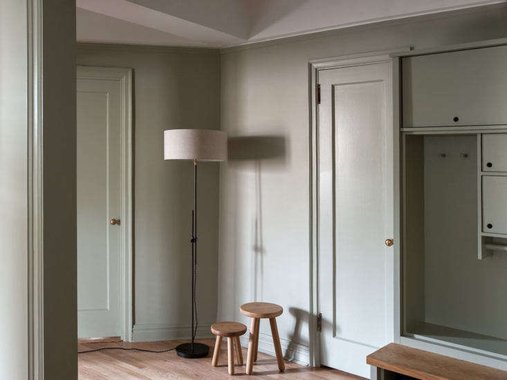 hay cast floor lamp