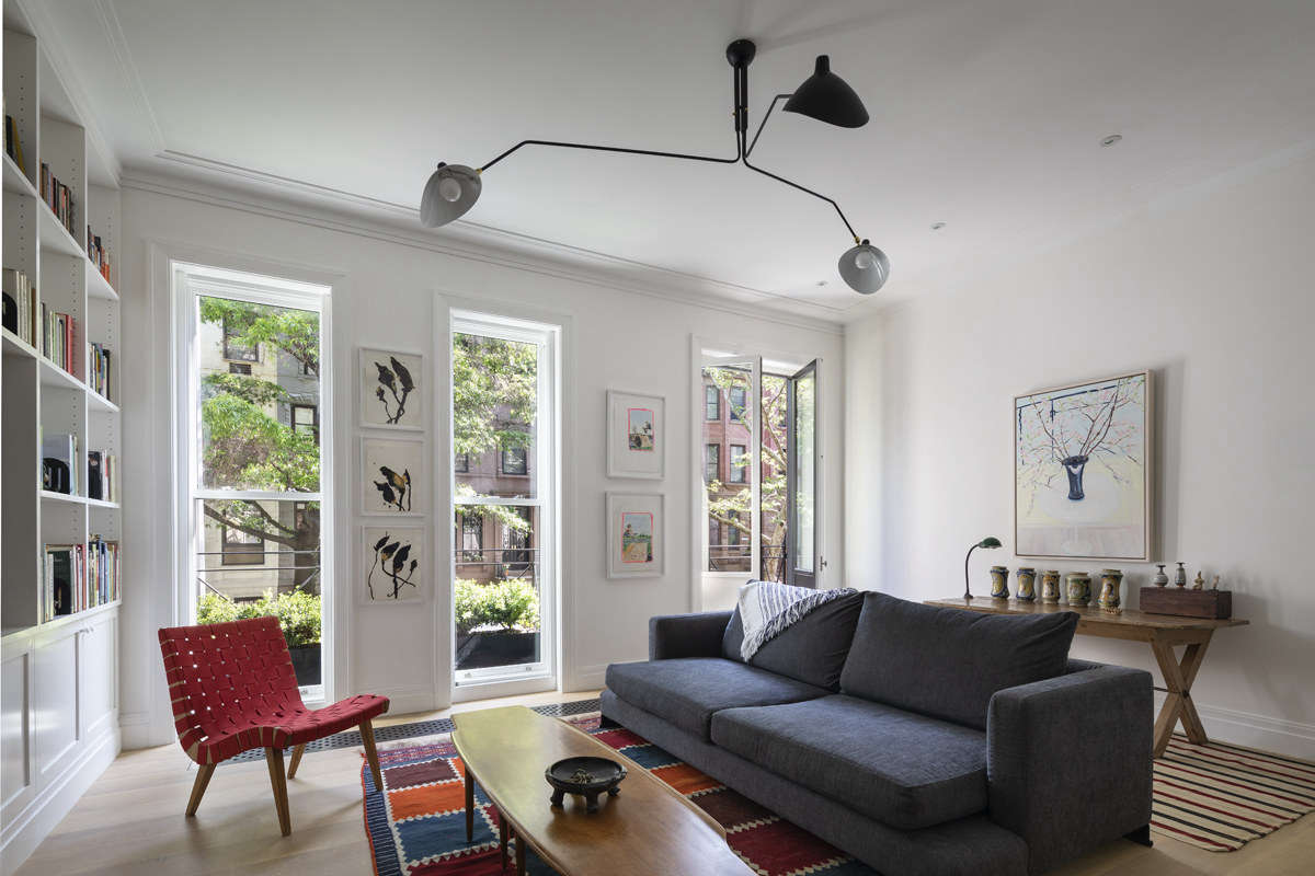 From the den is access to a small terrace.