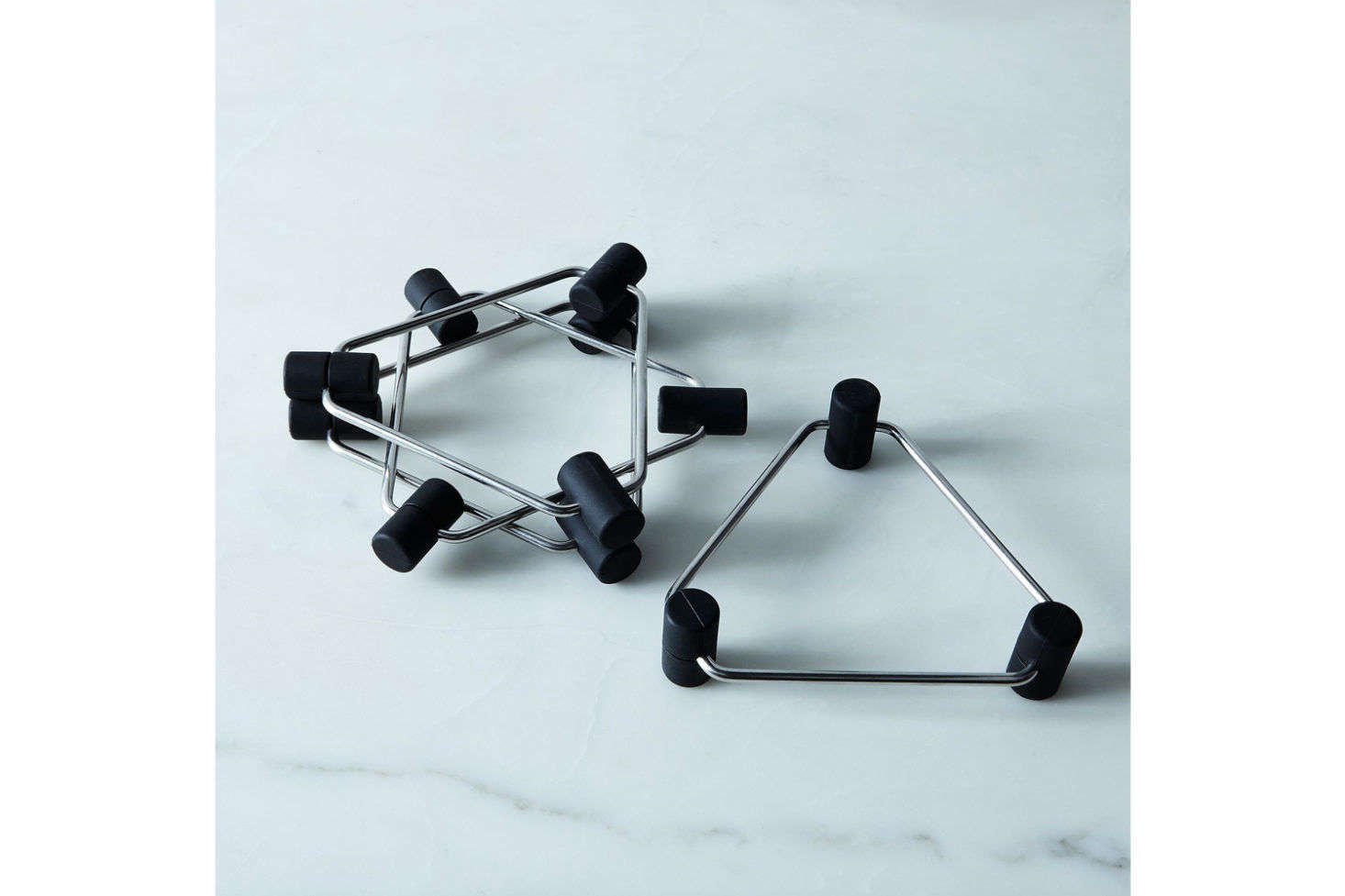 If you loathe the idea of placing hot, dripping lids directly onto your counters, you may want to consider this funny-looking product, above. Read Lid Service: An Ingenious Kitchen Storage Product We Didn’t Know We Needed to learn how it works.