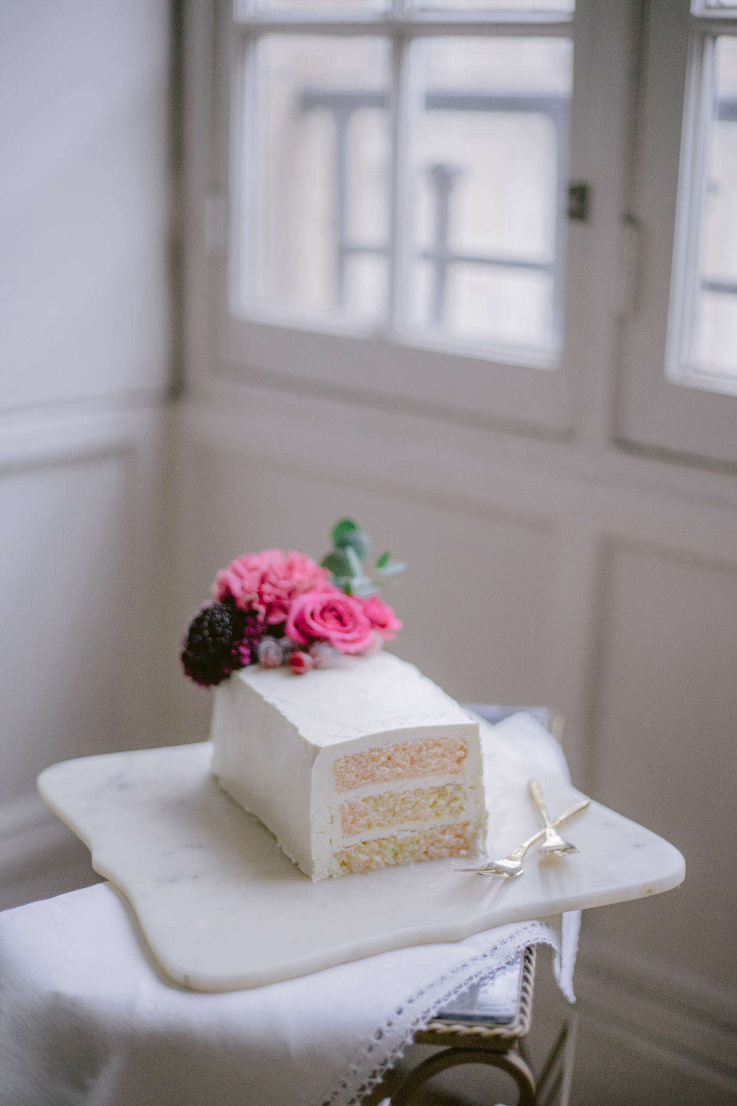 The cake, ready for guests to help themselves.