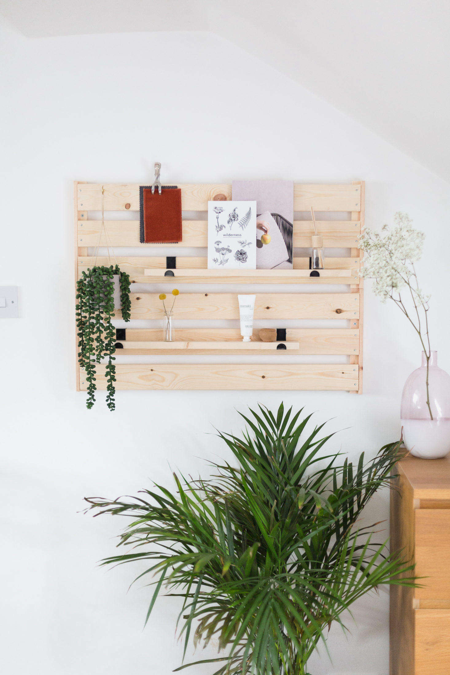 Up first: A low budget, high-style project that feeds our obsession with slatted wall organizers. See how to do it in DIY Ikea Hack: A Genius, No-Skills-Required Storage Project. Photograph by Francesca Stone, courtesy of Hunker.