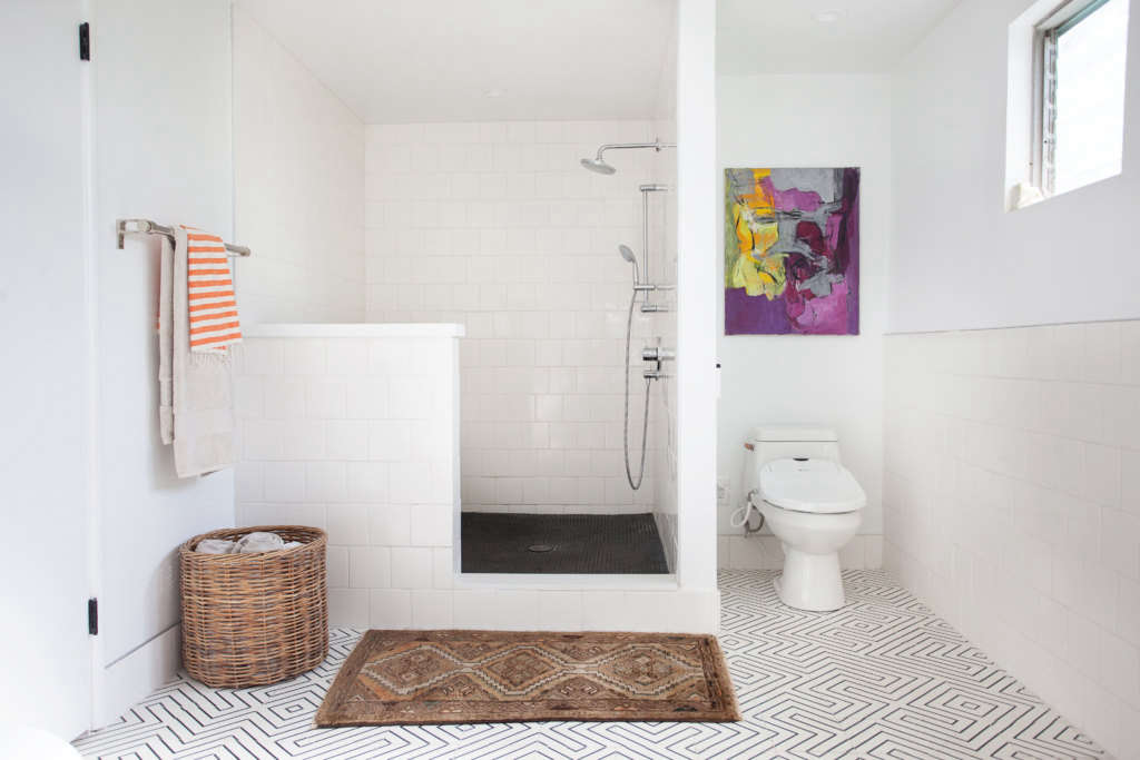Midcentury Organic Modern Bathroom In Ladera Heights Remodelista